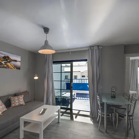 Aguazul 112, 118, 202, 216 Apartamento *